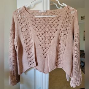 Dry Goods Long Sleeved Cropped Top; Size M; Blush